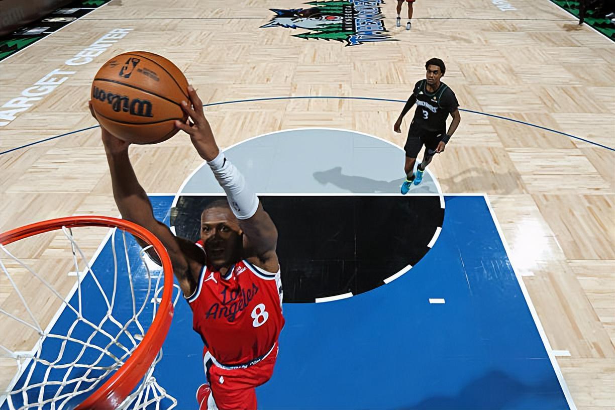 足彩即时比分直播网-完全找不到手感，结果快船后场大闸还是得到了36分钟的出场时间？