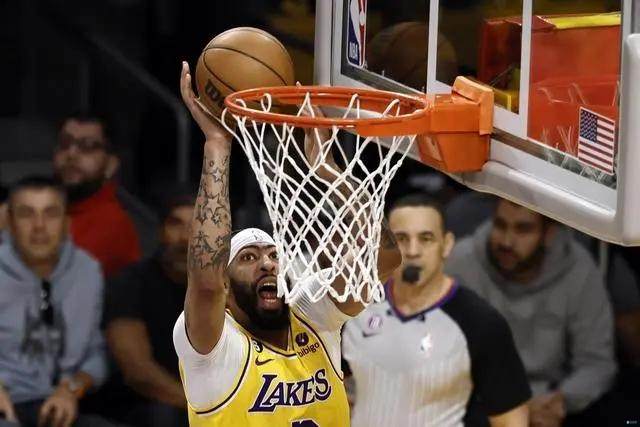 zuqiubifen-季前赛三分命中率46% 浓眉投射回暖将争夺MVP？