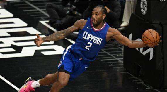 bifenzhibo-北伐之路中道崩殂?莱昂纳德再遇膝伤 已回洛杉矶