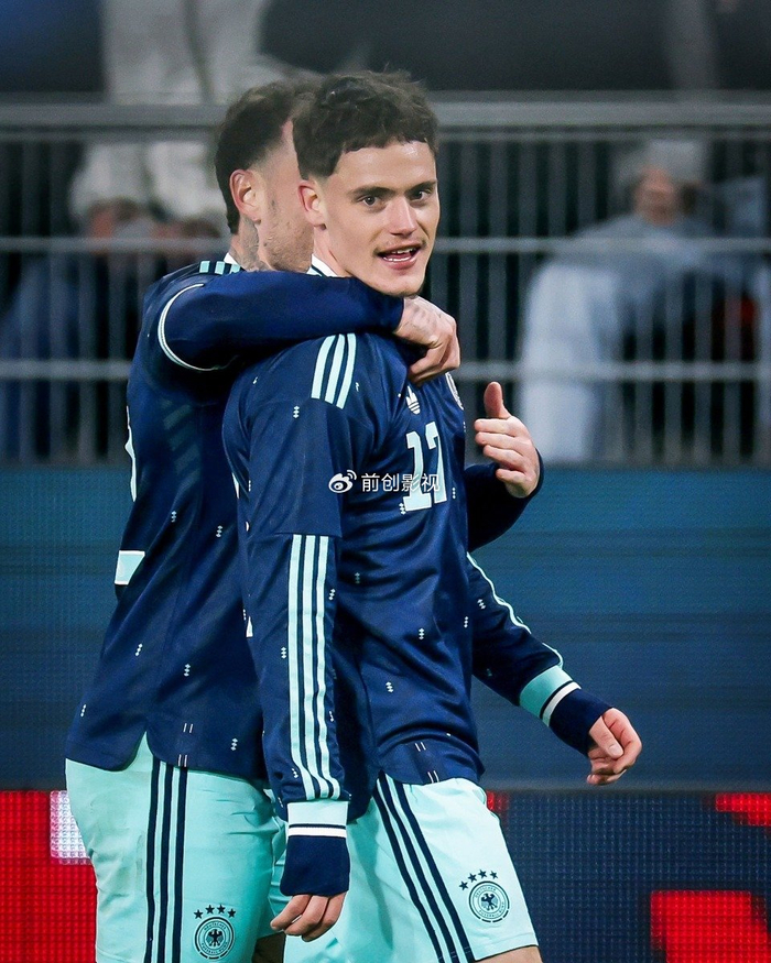 即时比分-38场10球11助！利物浦球迷不解，德国中场独造4球，世界波绝杀|维尔茨|国家队|瑞士|安菲尔德球场|瑞士足球队_新浪体育_新浪新闻