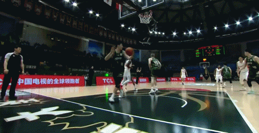 足球比分直播-爆发内讧！南京同曦主帅：比赛出现了突发情况 我们做一些调整|王世龙|福建男篮|赵柏清|郭昊文|男篮_新浪体育_新浪新闻